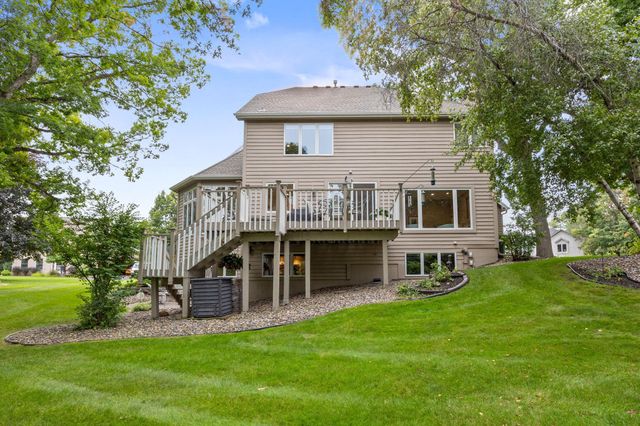 2021 Royale Drive, Eagan, MN 55122