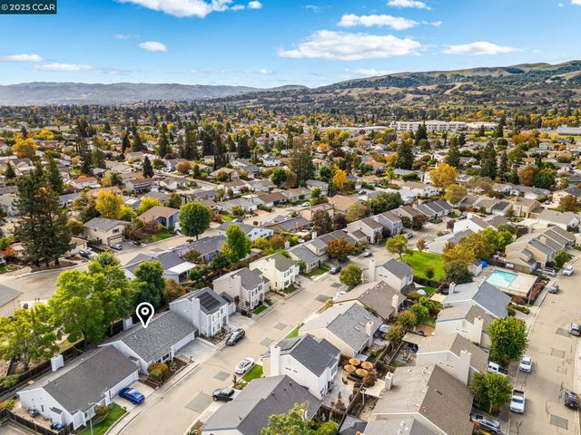 362 Meadowood Cir, San Ramon, CA 94583