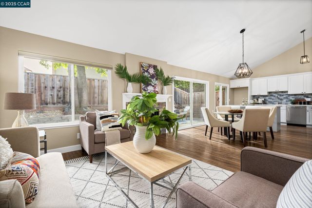 362 Meadowood Cir, San Ramon, CA 94583