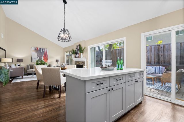 362 Meadowood Cir, San Ramon, CA 94583