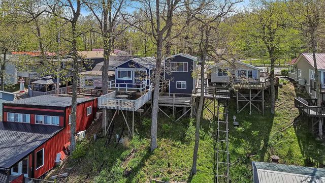 11751 W Pirates Roost Road, Monticello, IN 47960
