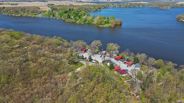 11751 W Pirates Roost Road, Monticello, IN 47960