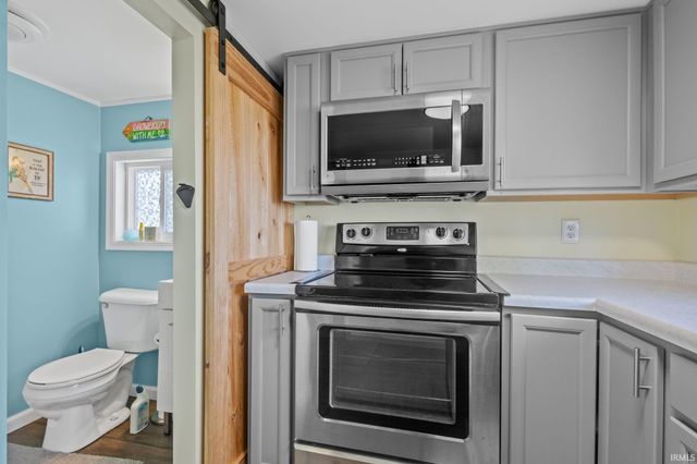 11751 W Pirates Roost Road, Monticello, IN 47960