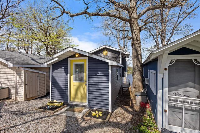 11751 W Pirates Roost Road, Monticello, IN 47960