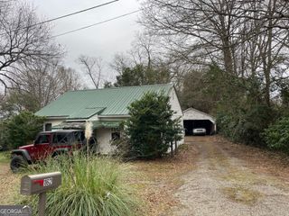 162 N Harkness Street, Jackson, GA 30233