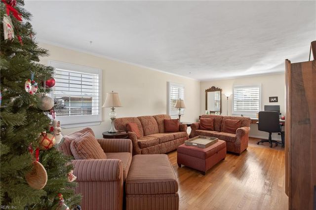 2205 Parkside CTS, Virginia Beach, VA 23454