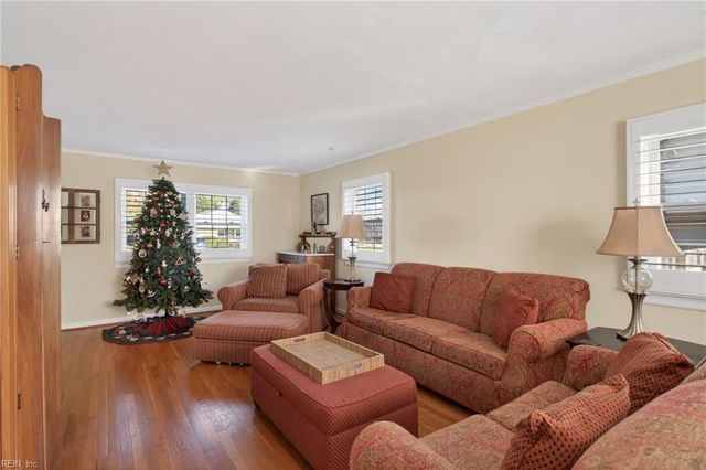 2205 Parkside CTS, Virginia Beach, VA 23454