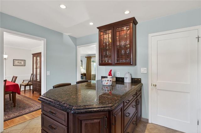 2205 Parkside CTS, Virginia Beach, VA 23454