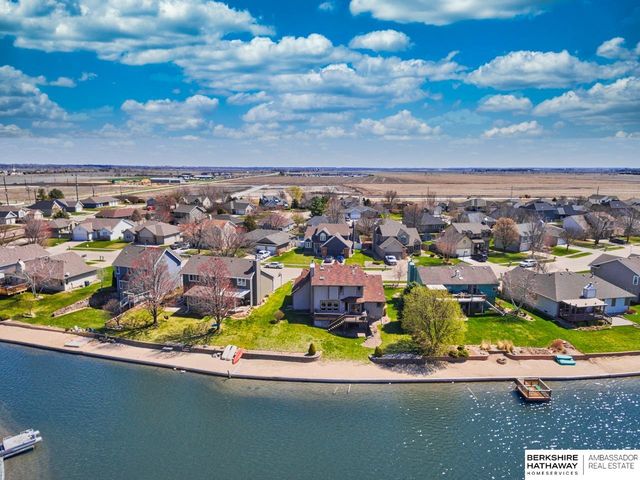 1015 Wilmont Street, Fremont, NE 68025