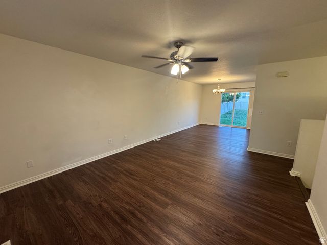 4384 N MAPLE DR, Eagle Mountain, UT 84005