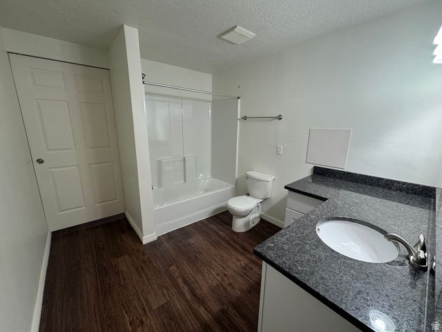 4384 N MAPLE DR, Eagle Mountain, UT 84005