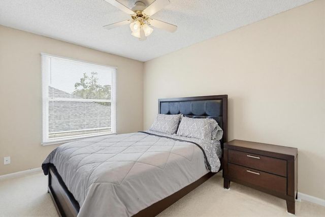 15182 Oak Chase Court, Wellington, FL 33414