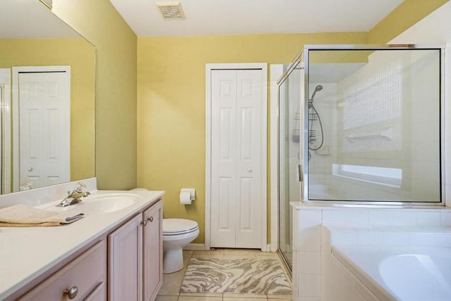 15182 Oak Chase Court, Wellington, FL 33414