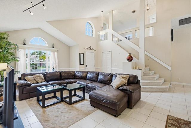 15182 Oak Chase Court, Wellington, FL 33414