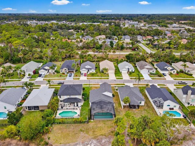 15182 Oak Chase Court, Wellington, FL 33414