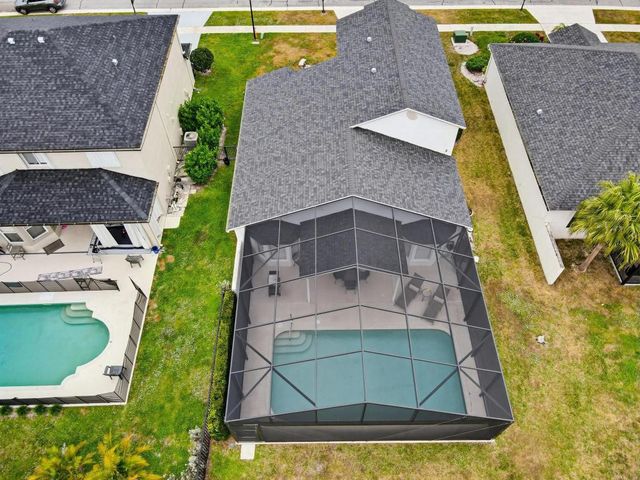 15182 Oak Chase Court, Wellington, FL 33414