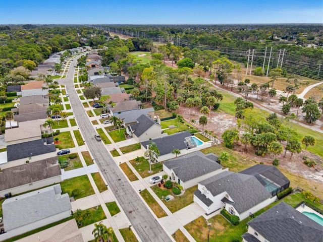 15182 Oak Chase Court, Wellington, FL 33414