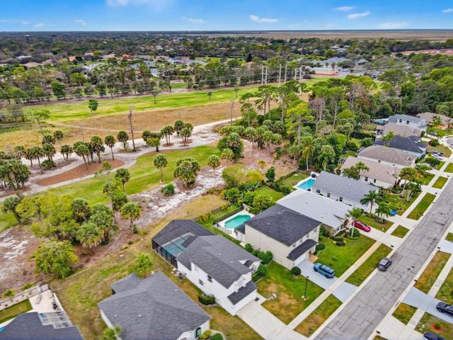 15182 Oak Chase Court, Wellington, FL 33414