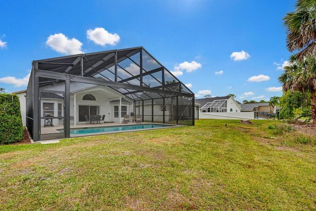 15182 Oak Chase Court, Wellington, FL 33414