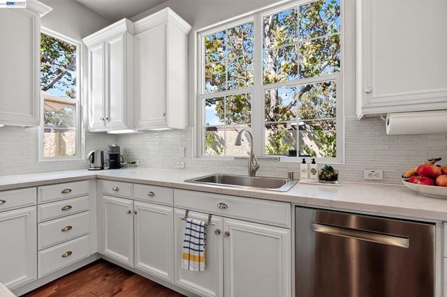 1135 Blue Spur Cir, Danville, CA 94506