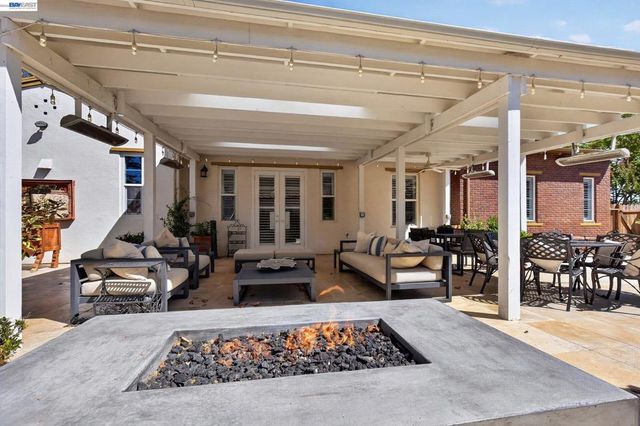 1135 Blue Spur Cir, Danville, CA 94506