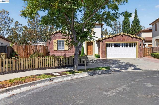 1135 Blue Spur Cir, Danville, CA 94506