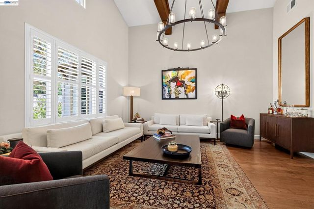 1135 Blue Spur Cir, Danville, CA 94506