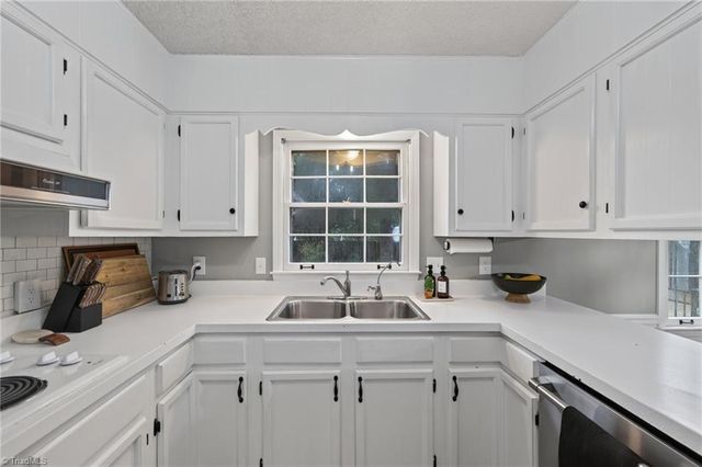 5103 Ellenwood Drive, Greensboro, NC 27410