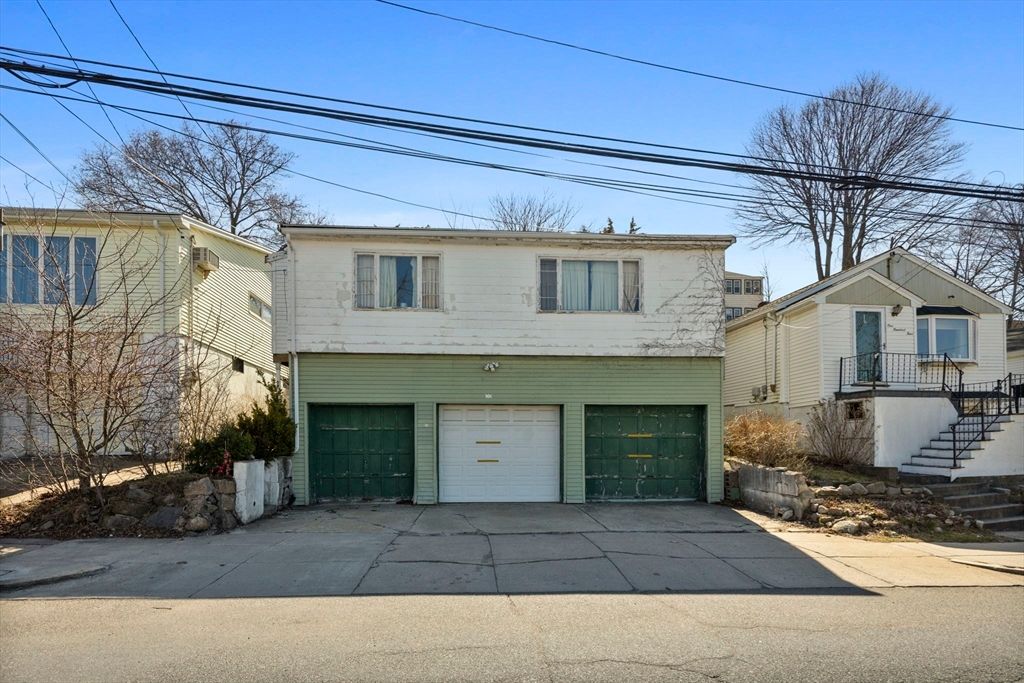92+96 Waldemar, Boston, MA 02128