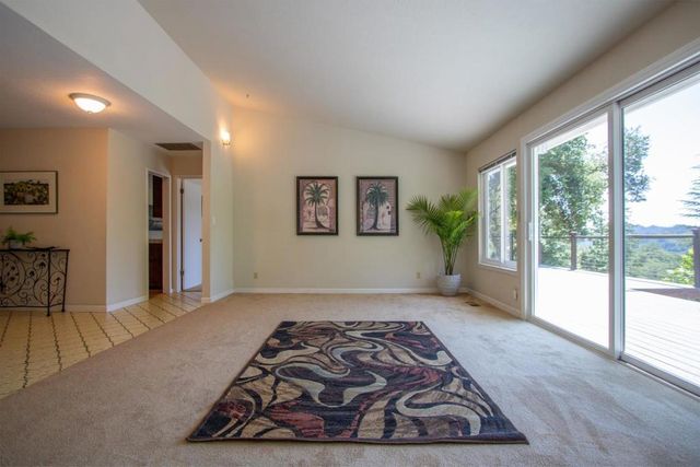 23059 Evergreen Lane, Los Gatos, CA 95033