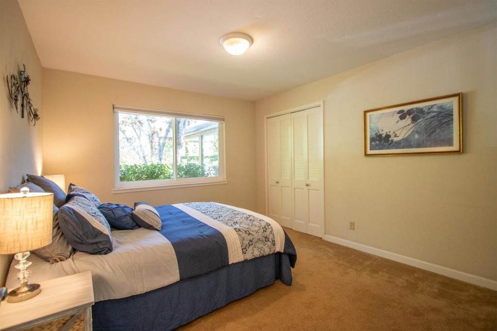 Image 21 of property listing at 23059 Evergreen Lane, Los Gatos, CA 95033