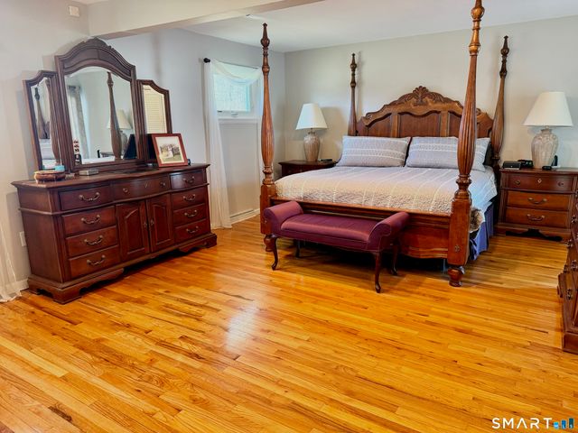 39 Ridgecrest Road, Wallingford, CT 06492