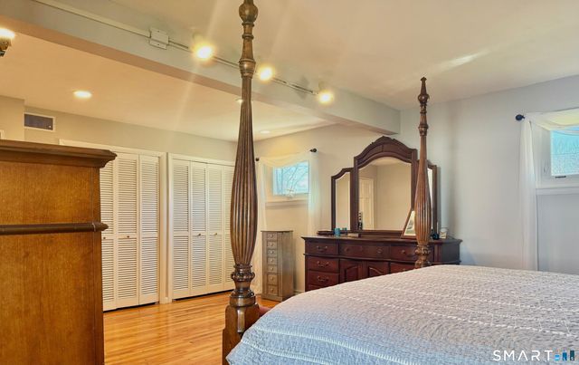 39 Ridgecrest Road, Wallingford, CT 06492