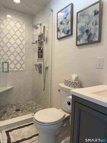 39 Ridgecrest Road, Wallingford, CT 06492