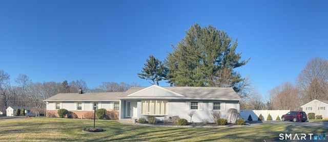 39 Ridgecrest Road, Wallingford, CT 06492