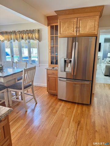 39 Ridgecrest Road, Wallingford, CT 06492