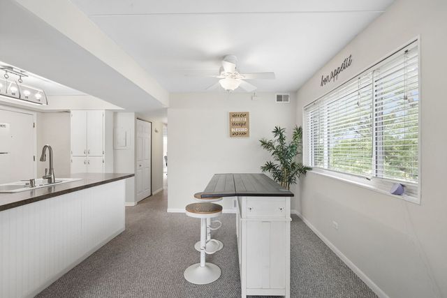 9949 Shady Lane 2B, Orland Park, IL 60462