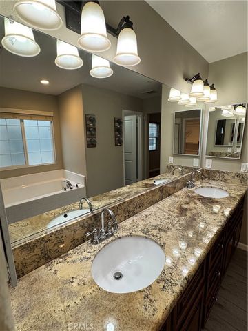 957 W Tibbot St., Rialto, CA 92377