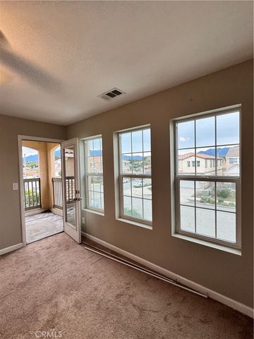 957 W Tibbot St., Rialto, CA 92377