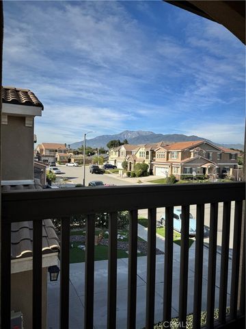 957 W Tibbot St., Rialto, CA 92377