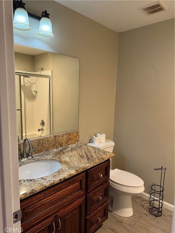 957 W Tibbot St., Rialto, CA 92377