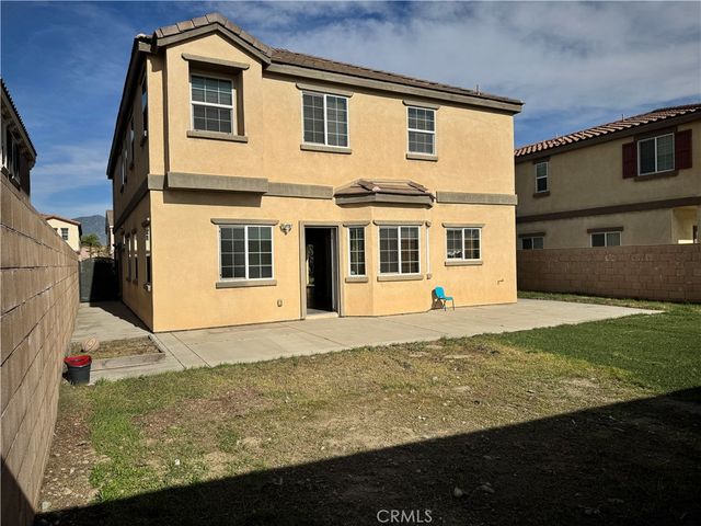 957 W Tibbot St., Rialto, CA 92377