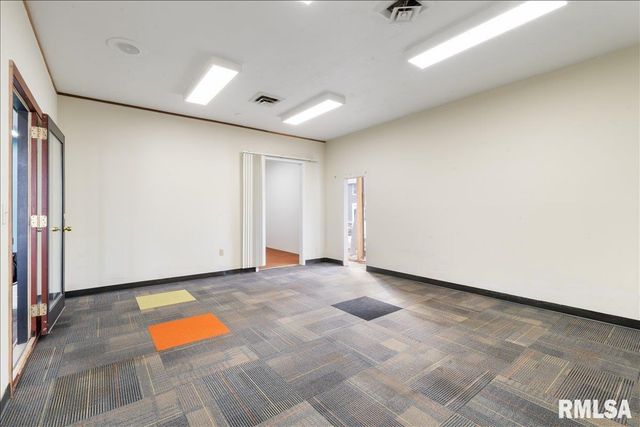 3000 16TH Street 203, Moline, IL 61265