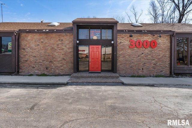 3000 16TH Street 203, Moline, IL 61265