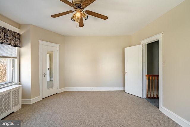 220 W ALBEMARLE AVE, Lansdowne, PA 19050