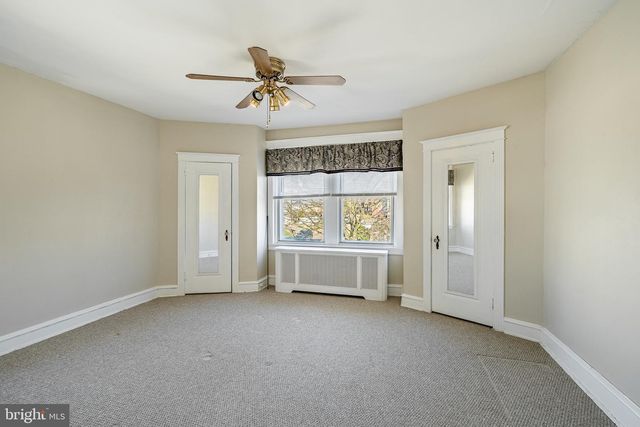 220 W ALBEMARLE AVE, Lansdowne, PA 19050