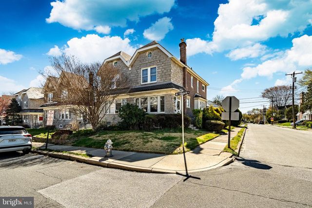 220 W ALBEMARLE AVE, Lansdowne, PA 19050