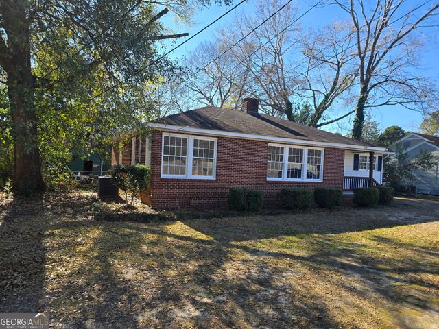 1520 Stonewall Street, Dublin, GA 31021