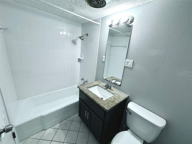 601 W 11th ST 115, Austin, TX 78701