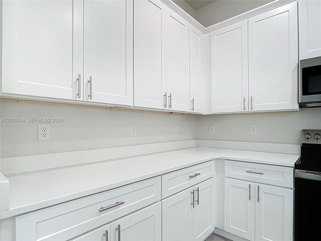 18374 ELGIN AVENUE, Port Charlotte, FL 33948